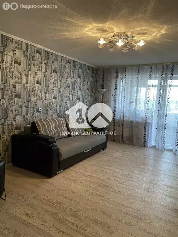 3-комнатная квартира: Бердск, улица Павлова, 8 (68 м) - Фото 1