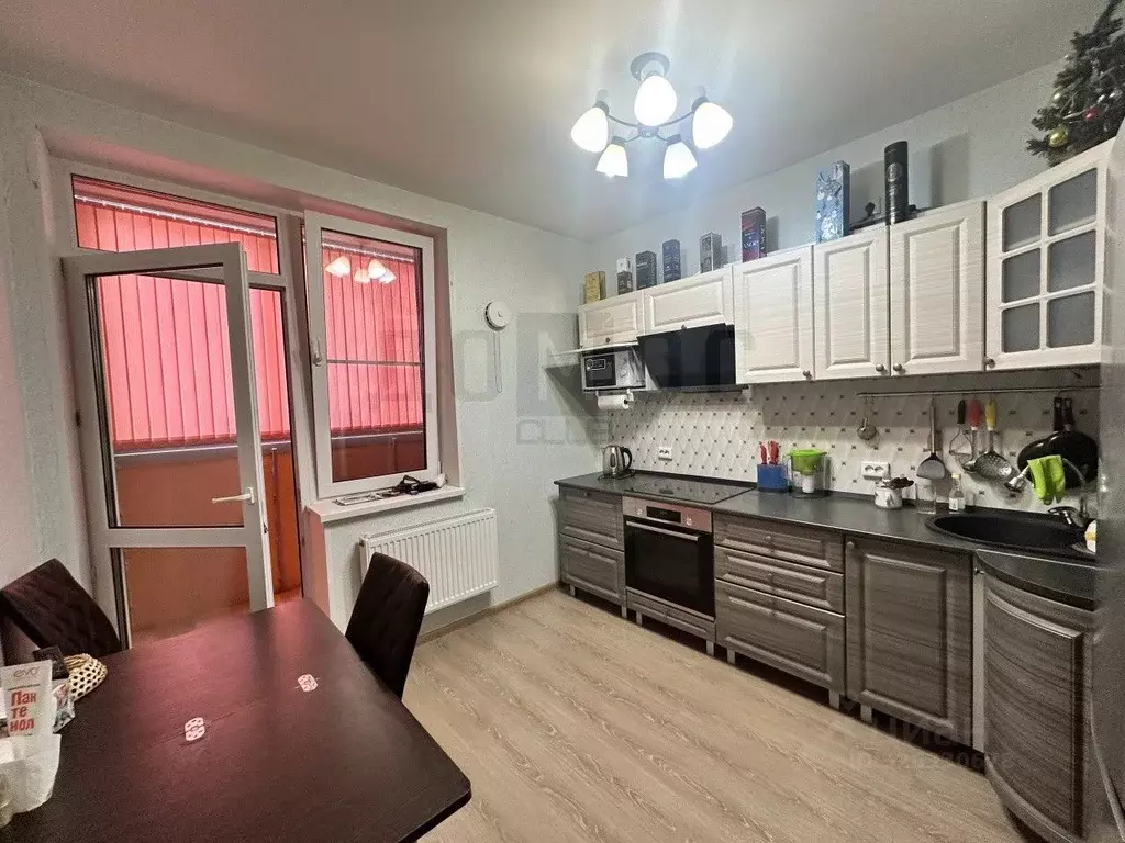 1-к кв. Свердловская область, Екатеринбург ул. Яскина, 10 (38.0 м) - Фото 2