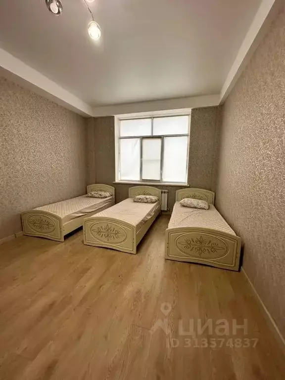 2-к кв. Дагестан, Избербаш ул. Имени Р. Зорге, 40А (96.0 м) - Фото 1