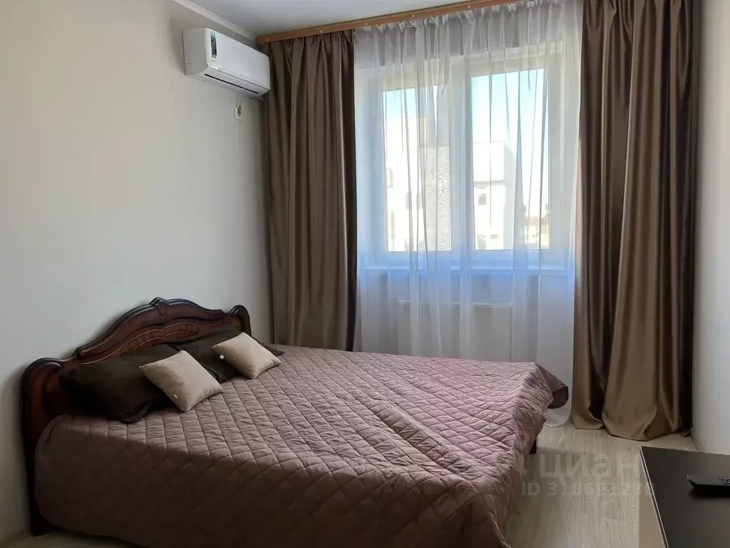 1-к кв. Краснодарский край, Горячий Ключ Рябиновая ул., 2Вк2 (42.0 м) - Фото 0
