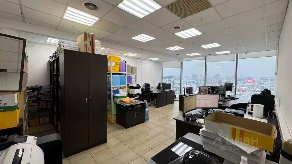 Офис в Свердловская область, Екатеринбург ул. Малышева, 51 (46 м) - Фото 2