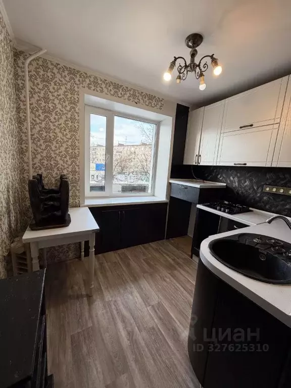 2-к кв. Псковская область, Великие Луки просп. Гагарина, 17 (56.4 м) - Фото 2