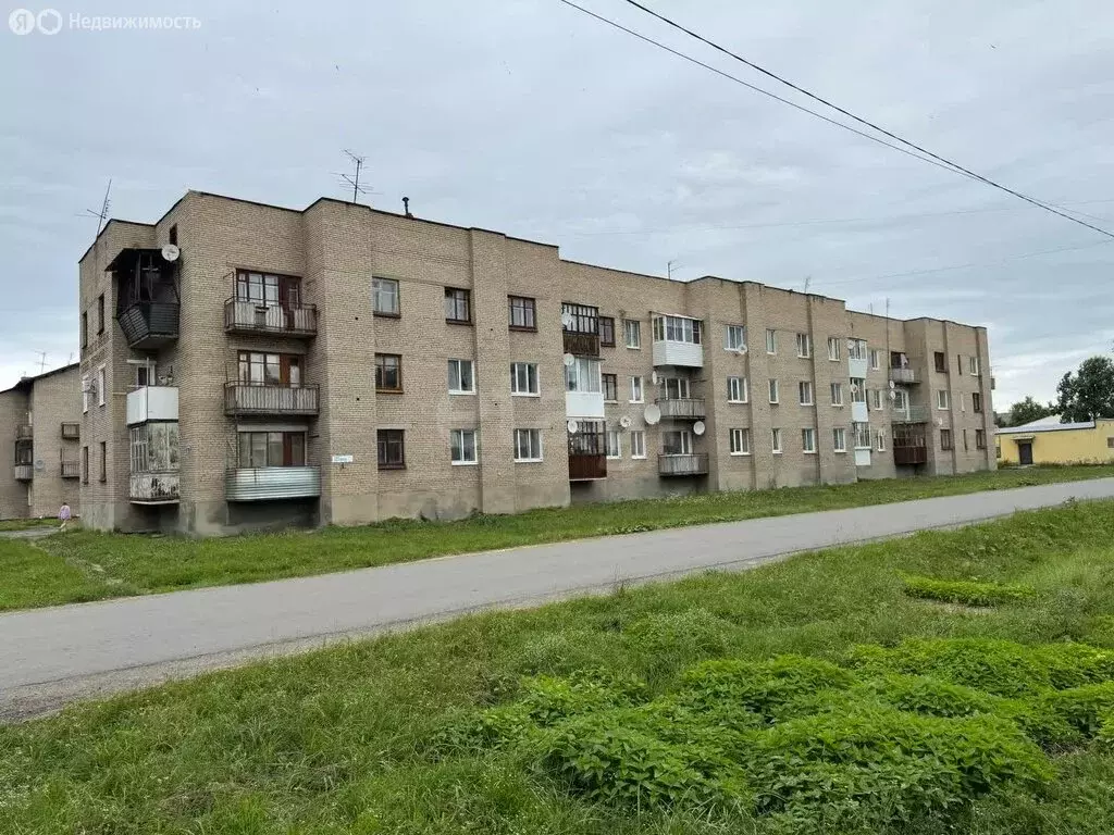 2-комнатная квартира: Басьяновский, улица Ленина, 4 (41 м) - Фото 0