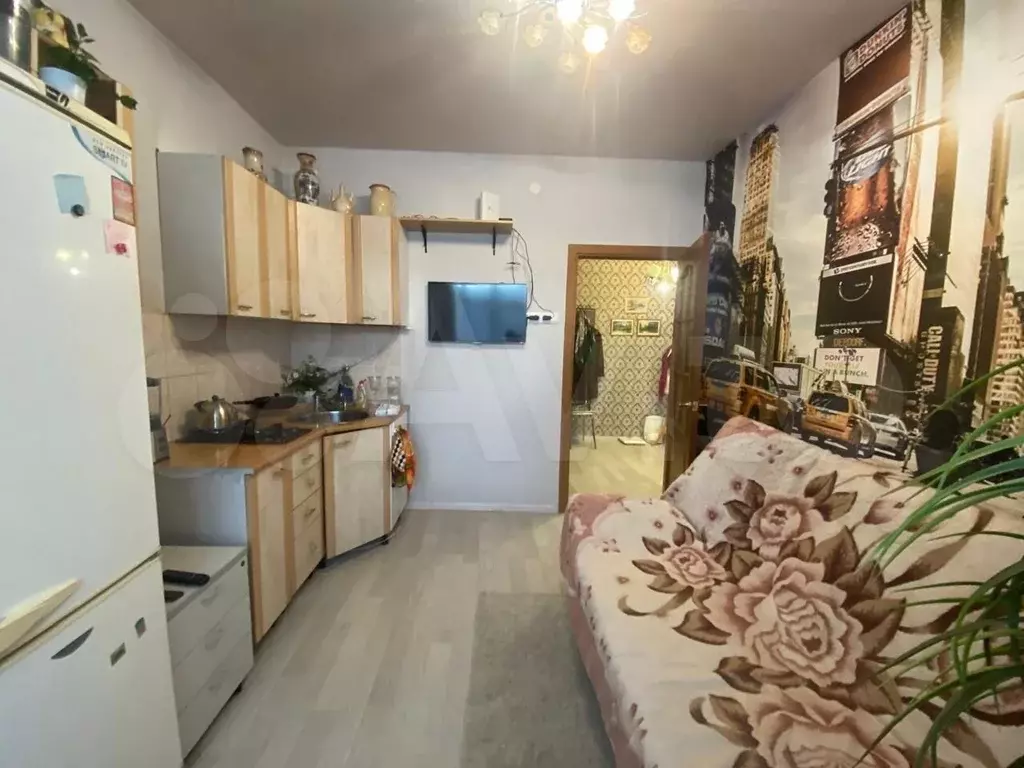 1-к. квартира, 42 м, 1/3 эт. - Фото 1