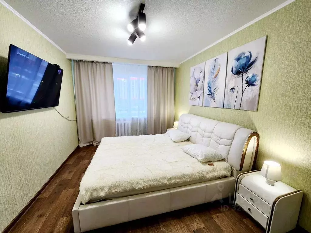 3-к кв. Ямало-Ненецкий АО, Новый Уренгой Ленинградский просп., 10 ... - Фото 2