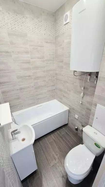 Студия Хабаровский край, Хабаровск Моряков-Амурцев кв-л, 35Б/1 (27.4 ... - Фото 1