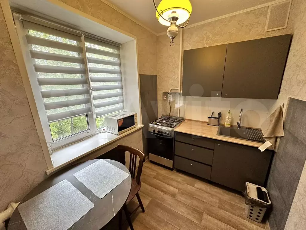 2-к. квартира, 52 м, 3/9 эт. - Фото 0