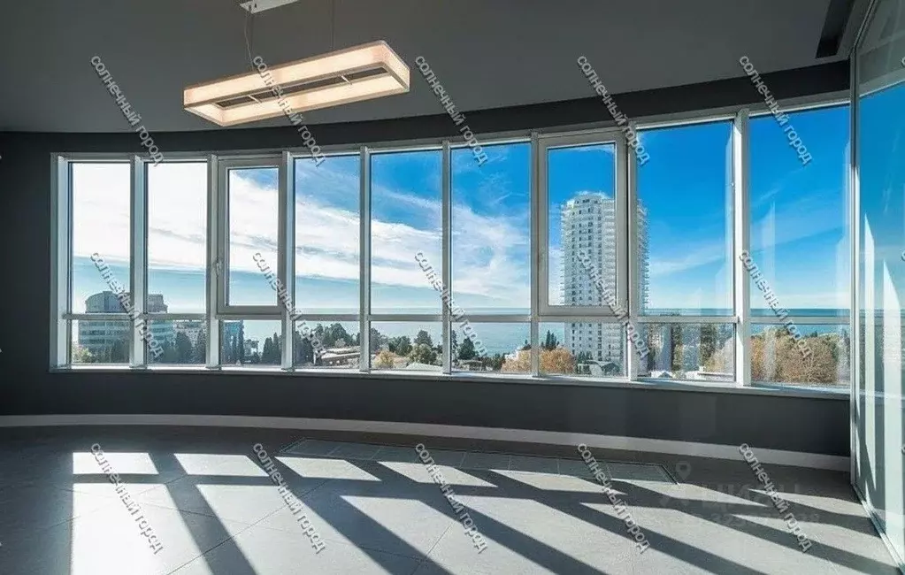 3-к кв. Краснодарский край, Сочи Светлана мкр, ул. Гагринская, 10 ... - Фото 1