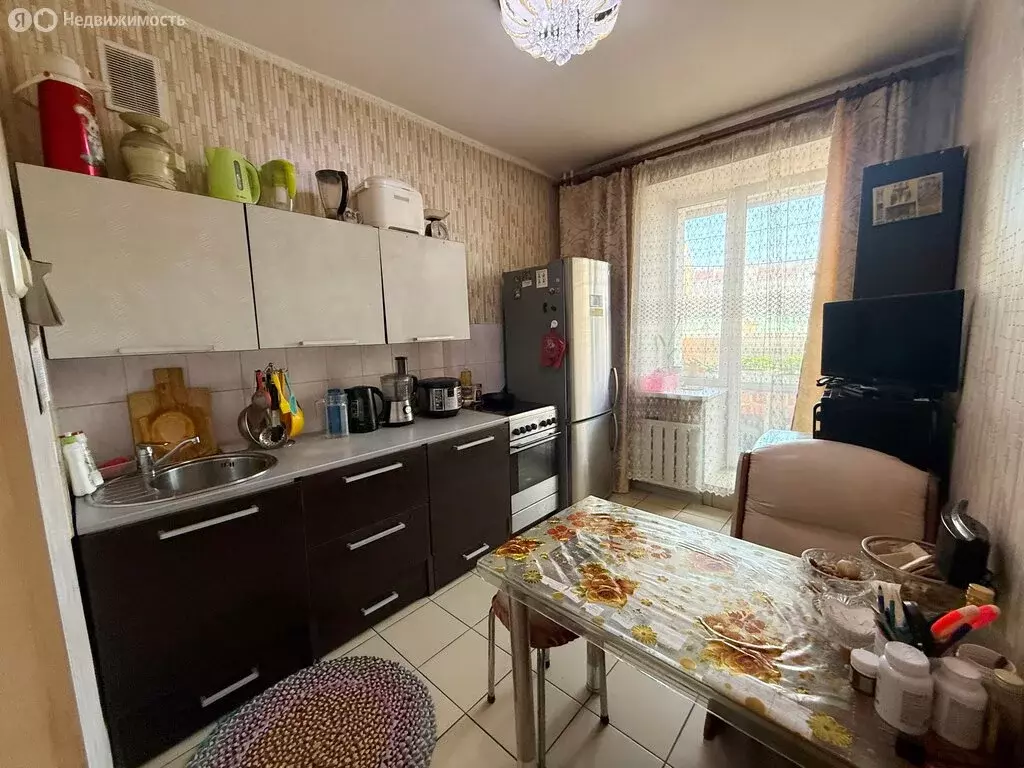 1-комнатная квартира: Чита, микрорайон Октябрьский, 10 (35 м) - Фото 0