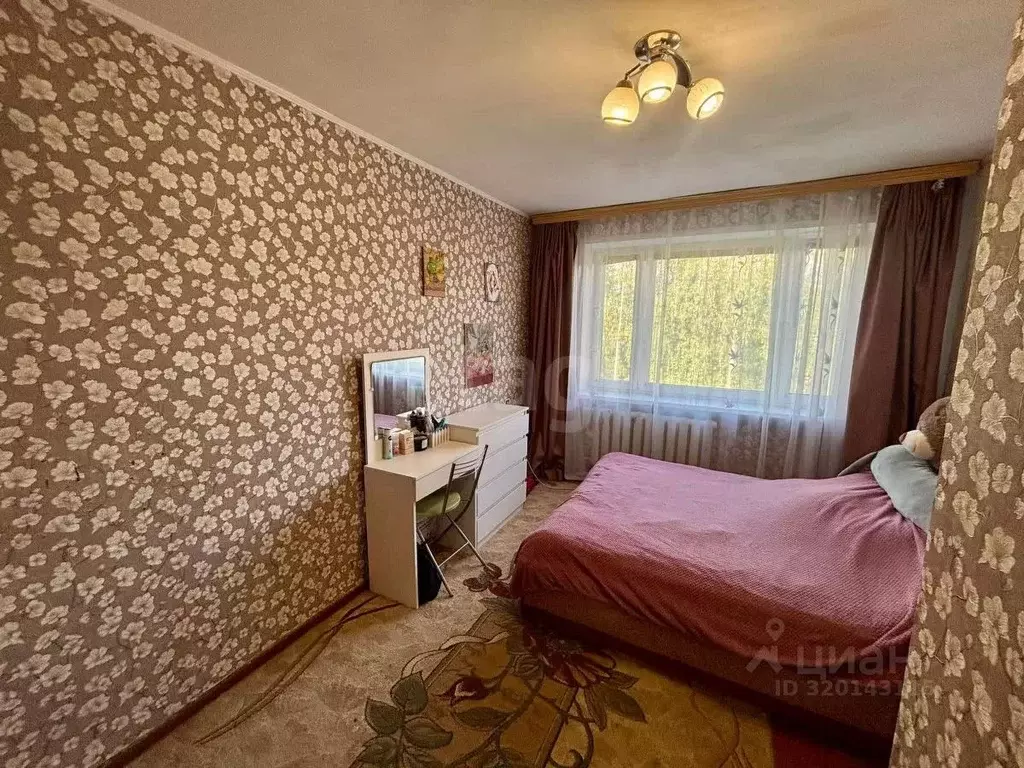 3-к кв. Псковская область, Остров ул. Шумейко, 8 (74.9 м) - Фото 1