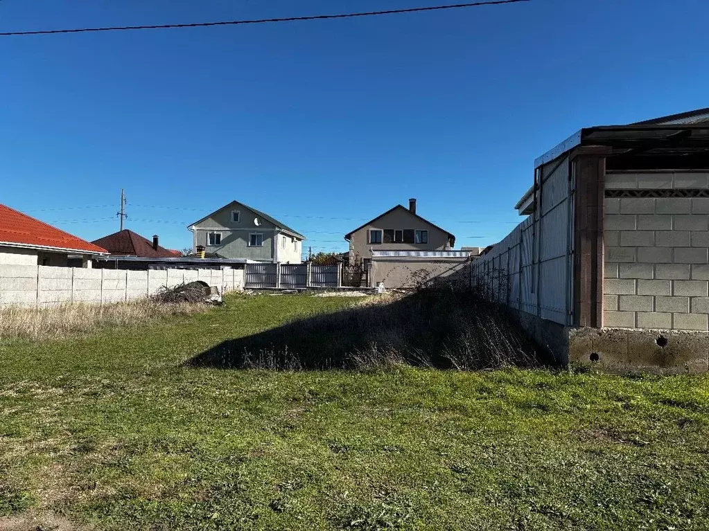 Участок в Крым, Симферополь ул. Эдебият, 25 (6.3 сот.) - Фото 2