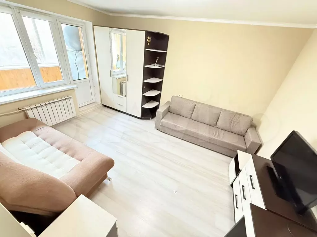 1-к. квартира, 36 м, 4/17 эт. - Фото 0