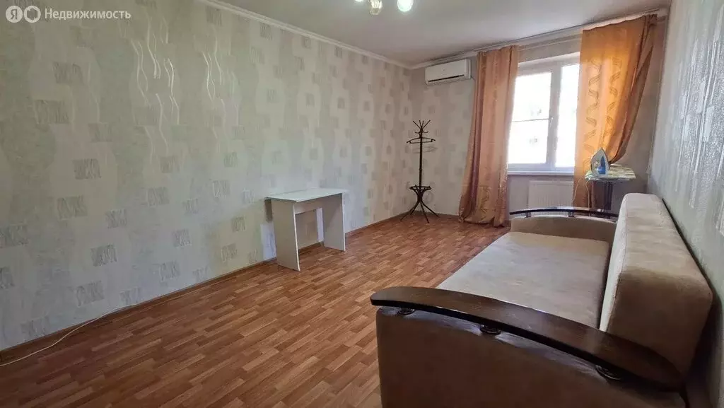 Квартира-студия: Крымск, Октябрьская улица, 37И (78.4 м) - Фото 2
