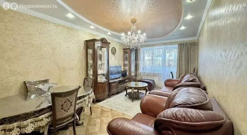 3-комнатная квартира: Калуга, улица Фомушина, 13 (82 м) - Фото 1
