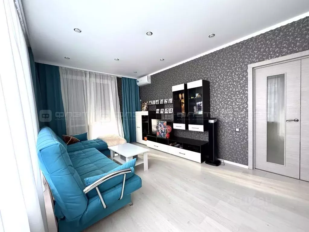 2-к кв. Татарстан, Казань Комсомольская ул., 2 (59.5 м) - Фото 2