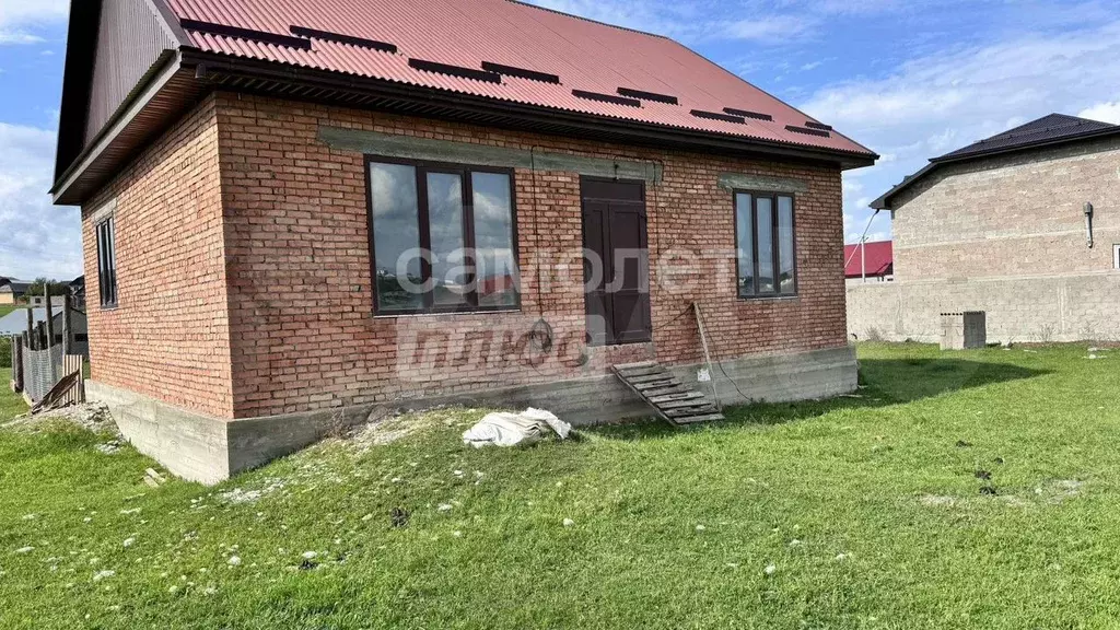 Дом 100 м на участке 4 сот. - Фото 0