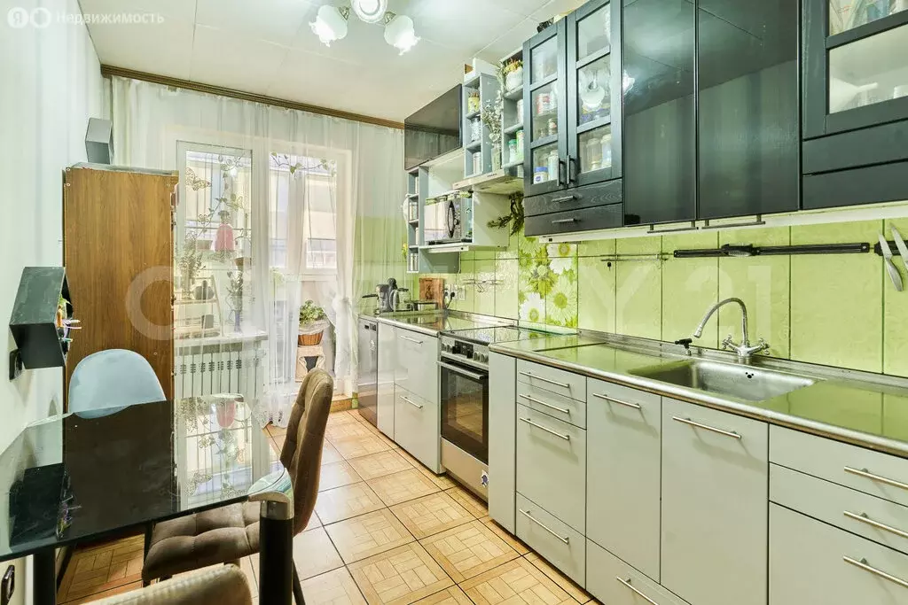 3-комнатная квартира: деревня Малое Карлино, 24 (75.6 м) - Фото 1