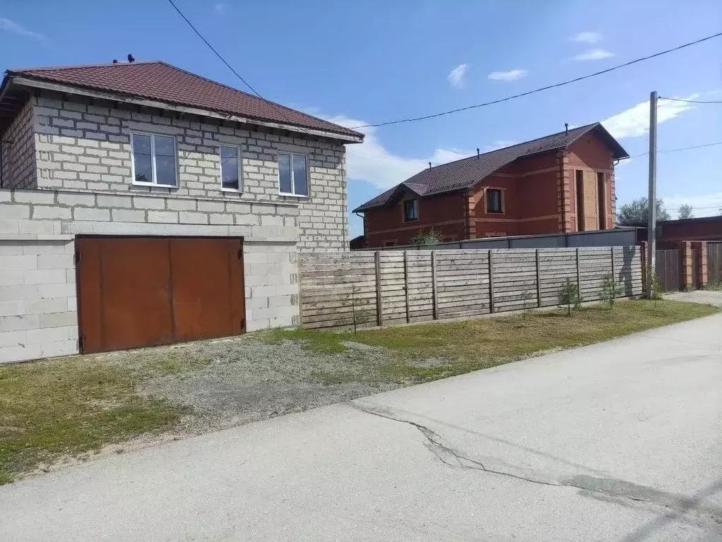 Дом в Новосибирская область, Новосибирский район, Кудряшовский ... - Фото 1