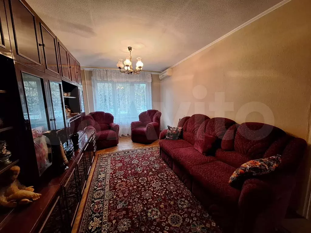 3-к. квартира, 60 м, 1/9 эт. - Фото 0