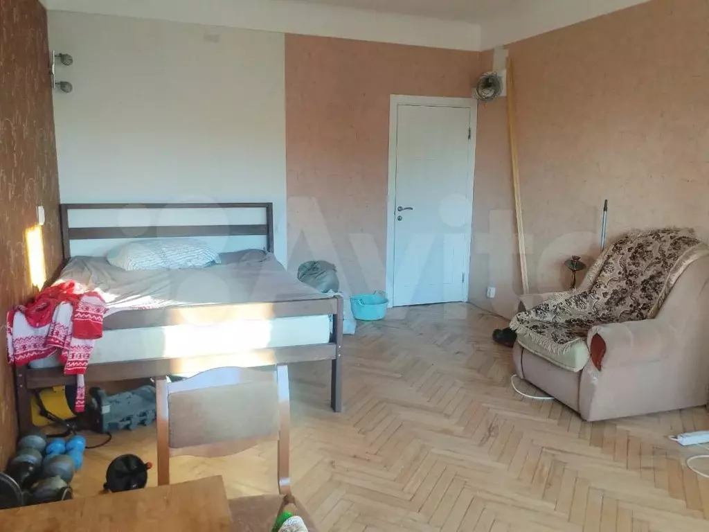 Комната 18 м в 3-к., 5/5 эт. - Фото 1
