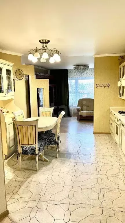 3-к кв. Владимирская область, Муром Красноармейская ул., 39 (112.0 м) - Фото 1