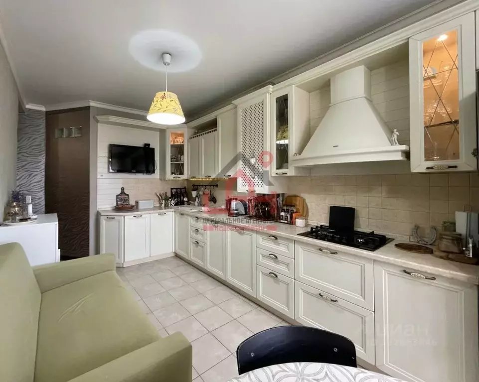 2-к кв. Ставропольский край, Ессентуки ул. Нелюбина, 25В (78.4 м) - Фото 0