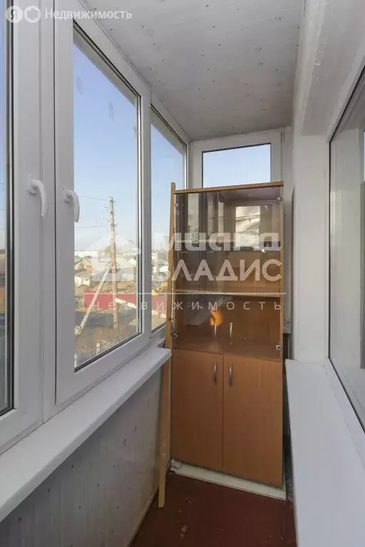 2-комнатная квартира: Новоомский, улица 50 лет Октября, 29 (49.1 м) - Фото 1