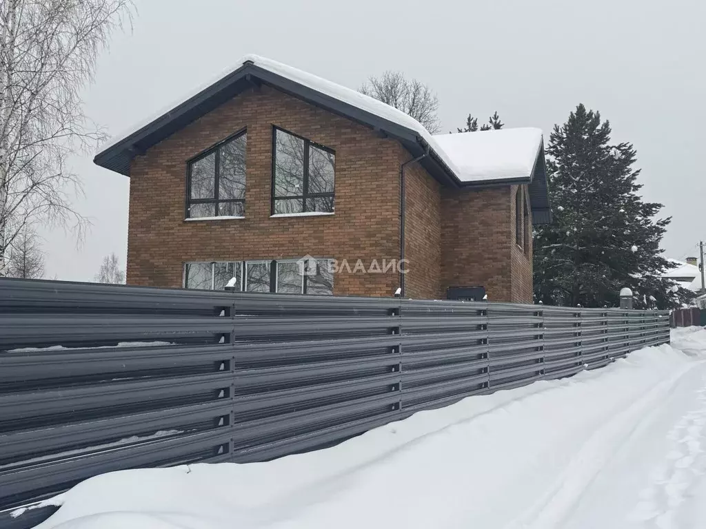 Дом в Калужская область, Боровский муниципальный округ, д. Кривское  ... - Фото 1