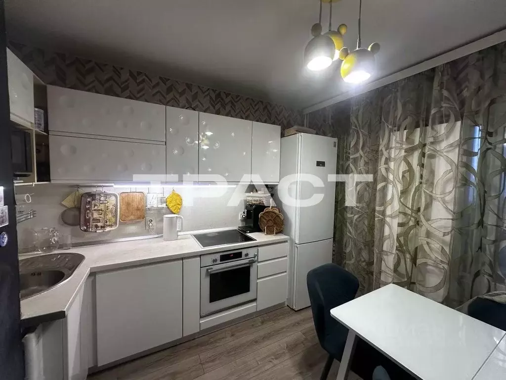 3-к кв. Воронежская область, Воронеж ул. Артамонова, 38Дк1 (76.9 м) - Фото 1