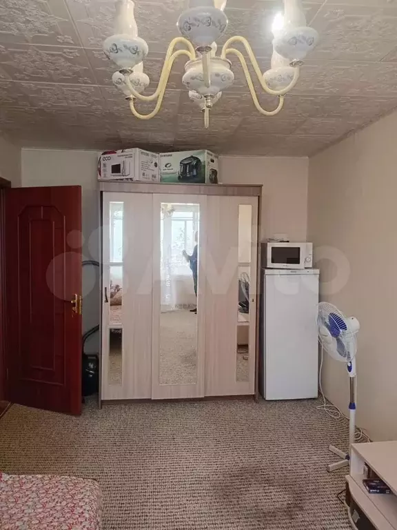 Комната 18,3 м в 3-к., 5/5 эт. - Фото 1