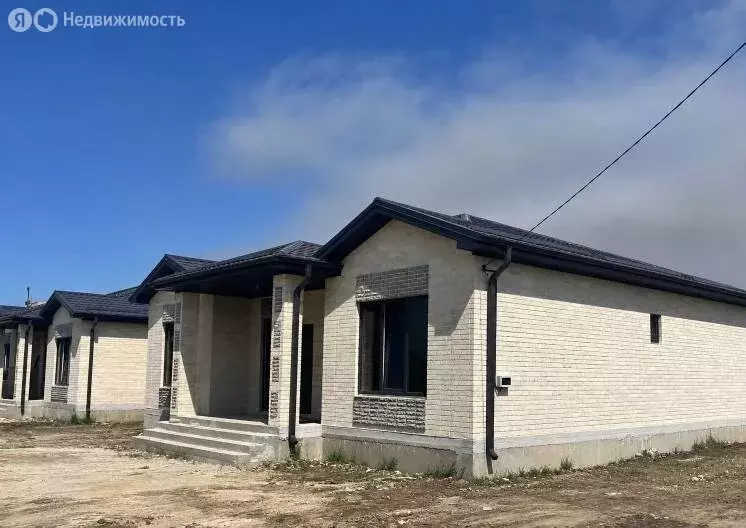 Дом в Невинномысск, улица Менделеева (150 м) - Фото 2