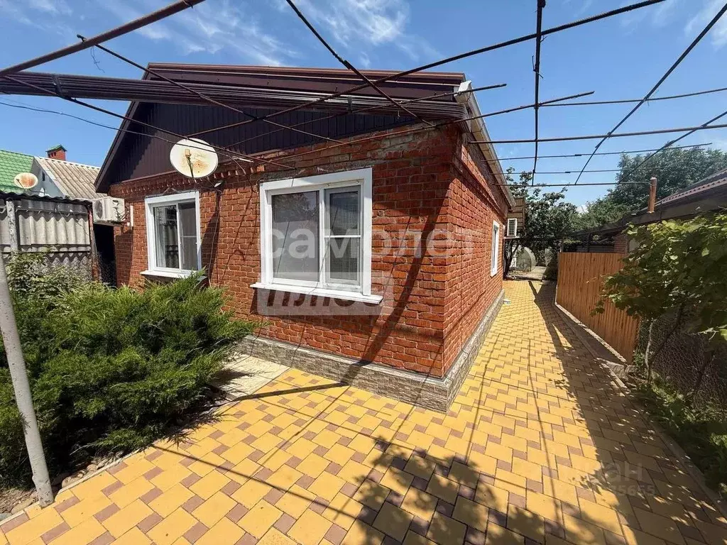 Дом в Краснодарский край, Динская ст-ца ул. Кирпичная, 103 (41 м) - Фото 1