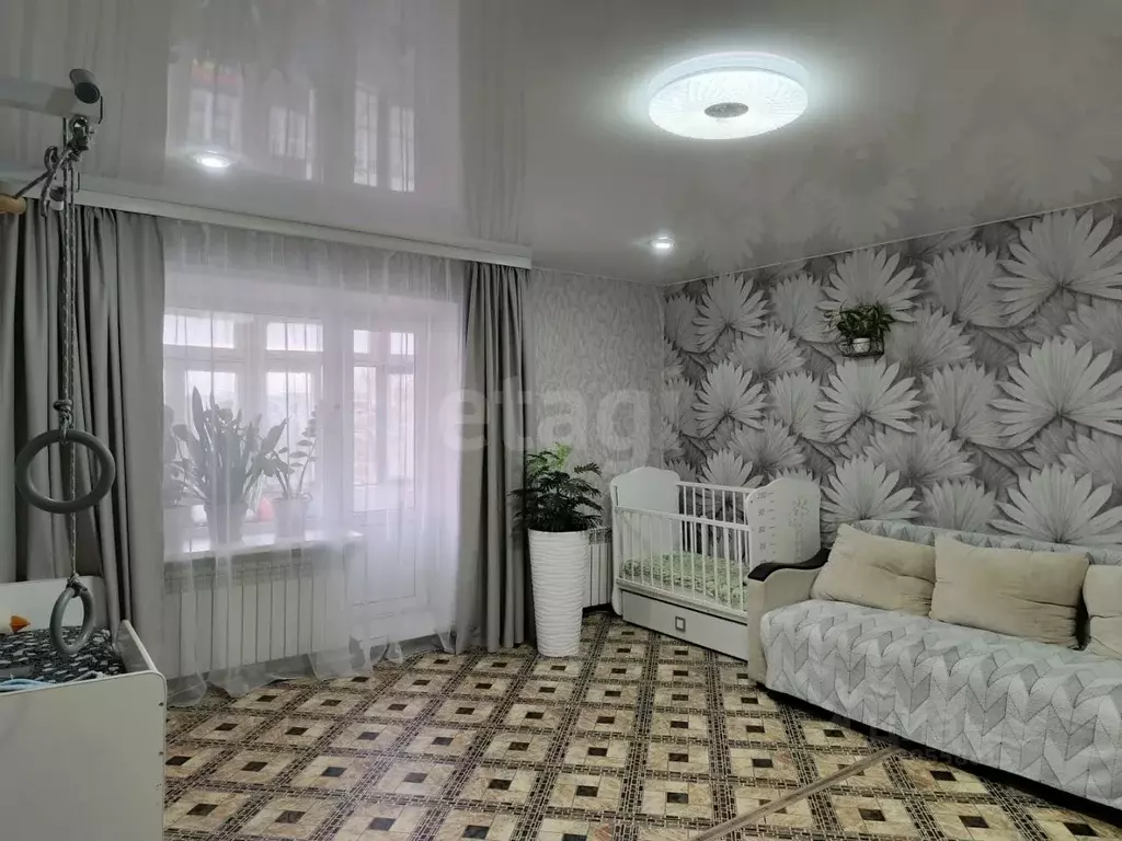 1-к кв. Псковская область, Остров ул. Спартака, 10 (39.2 м) - Фото 1