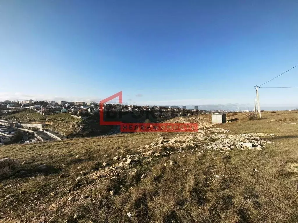 Участок в Севастополь ул. Летчика Мусатова, 36 (10.0 сот.) - Фото 1