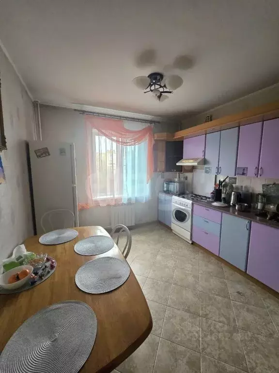 3-к кв. Калужская область, Малоярославец ул. Гагарина, 3 (71.4 м) - Фото 1