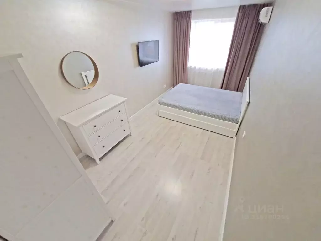 2-к кв. Хабаровский край, Хабаровск ул. Шеронова, 8К1 (62.0 м) - Фото 1