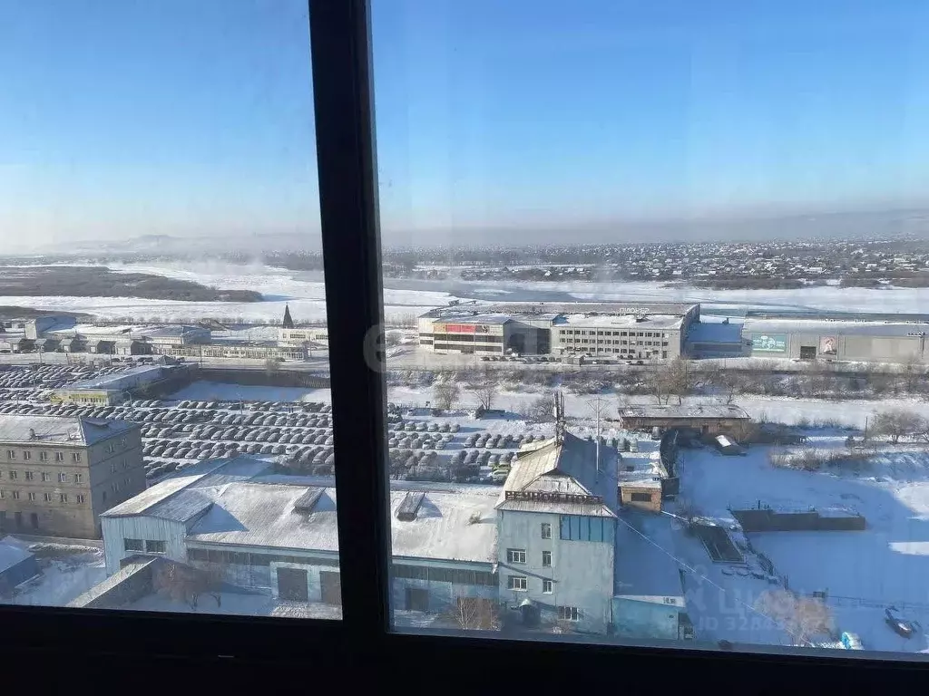 2-к кв. Бурятия, Улан-Удэ ул. Смолина, 67к1 (62.5 м) - Фото 1