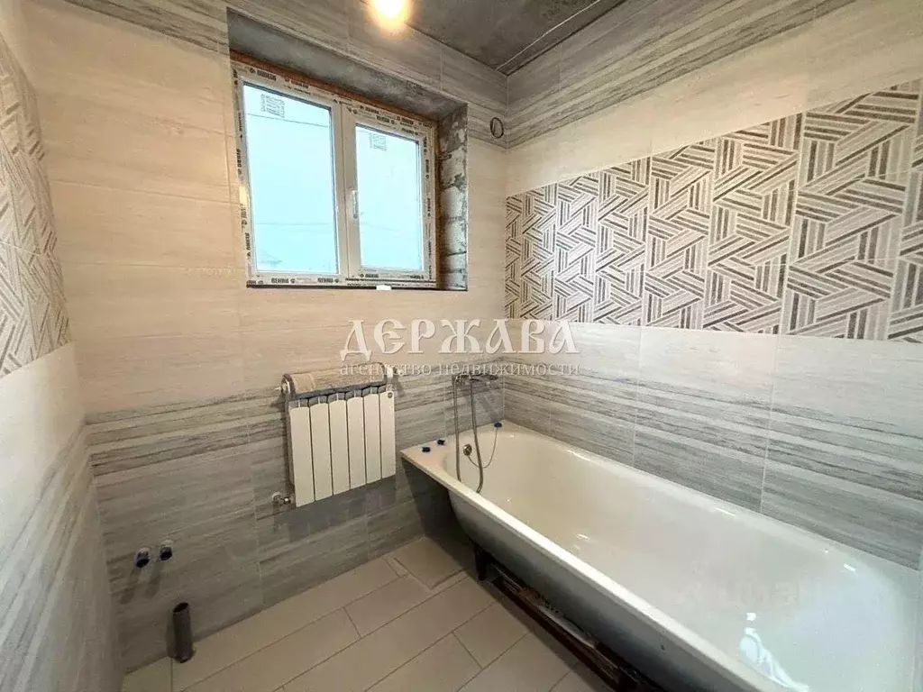 Коттедж в Белгородская область, Старый Оскол ул. Вяземская (130 м) - Фото 1