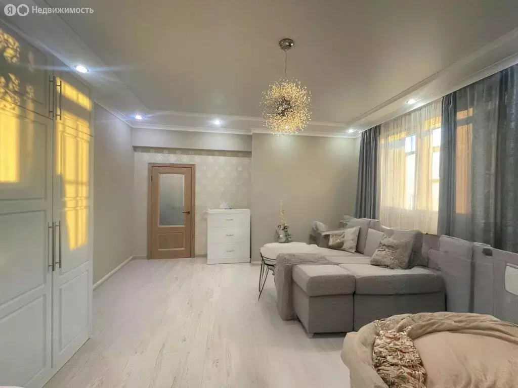 1-комнатная квартира: Майкоп, Кооперативная улица, 94 (56.8 м) - Фото 2