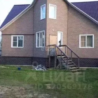 Дом в Саха (Якутия), Жатай городской округ, Жатай рп ул. Матросова, 28 ... - Фото 0