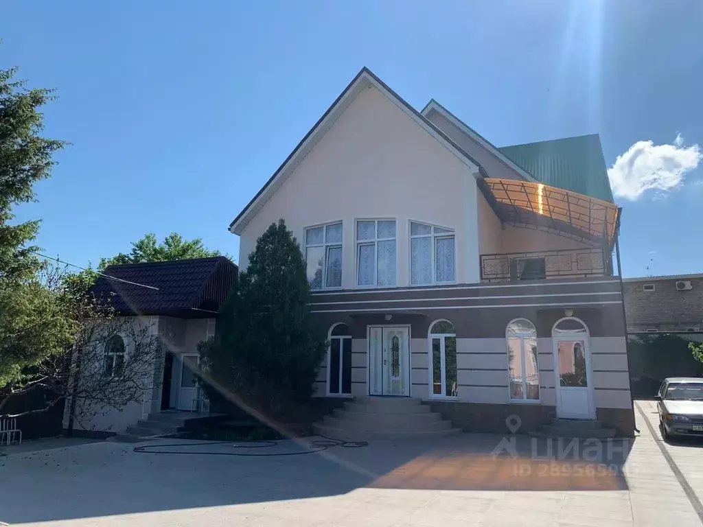 Дом в Краснодарский край, Геленджик городской округ, с. ... - Фото 1