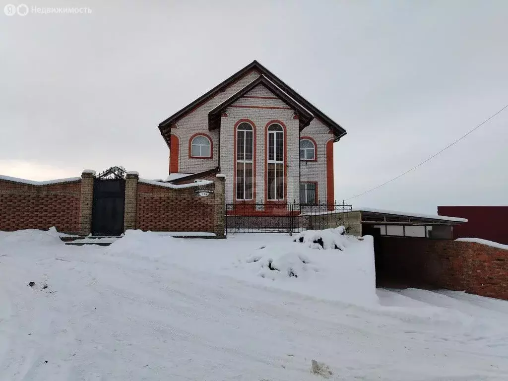 Дом в Белгородская область, Новооскольский муниципальный округ, село ... - Фото 1