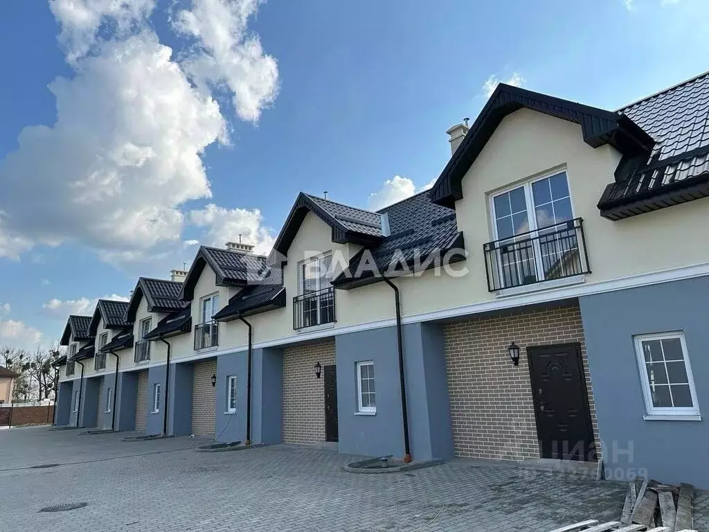 Таунхаус в Калининградская область, Гурьевск ул. Лазурная, 7 (92 м) - Фото 1