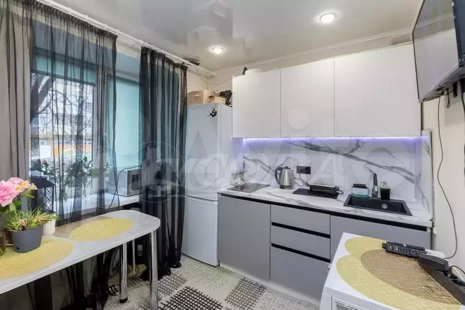 1-к. квартира, 31 м, 1/5 эт. - Фото 1