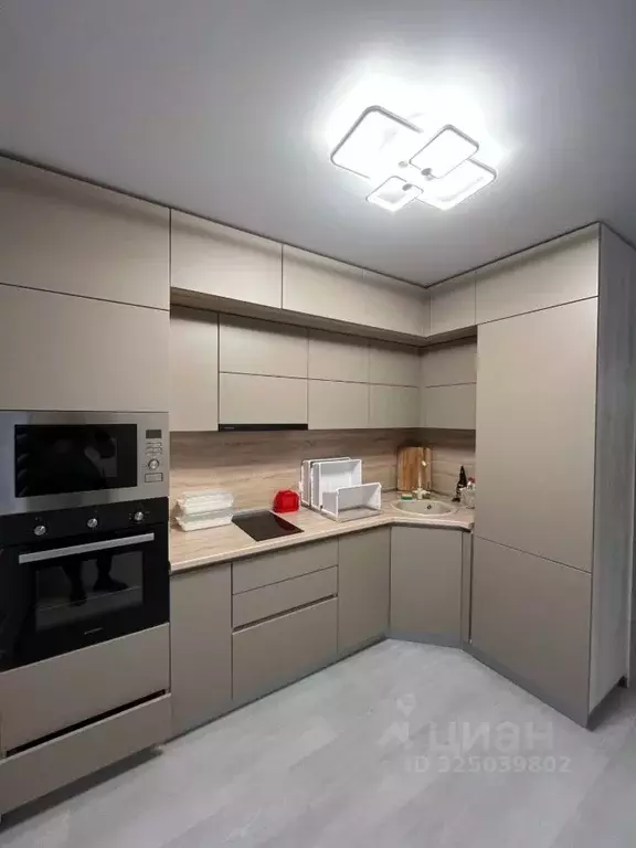 1-к кв. Челябинская область, Челябинск просп. Краснопольский, 5Е (40.6 ... - Фото 1