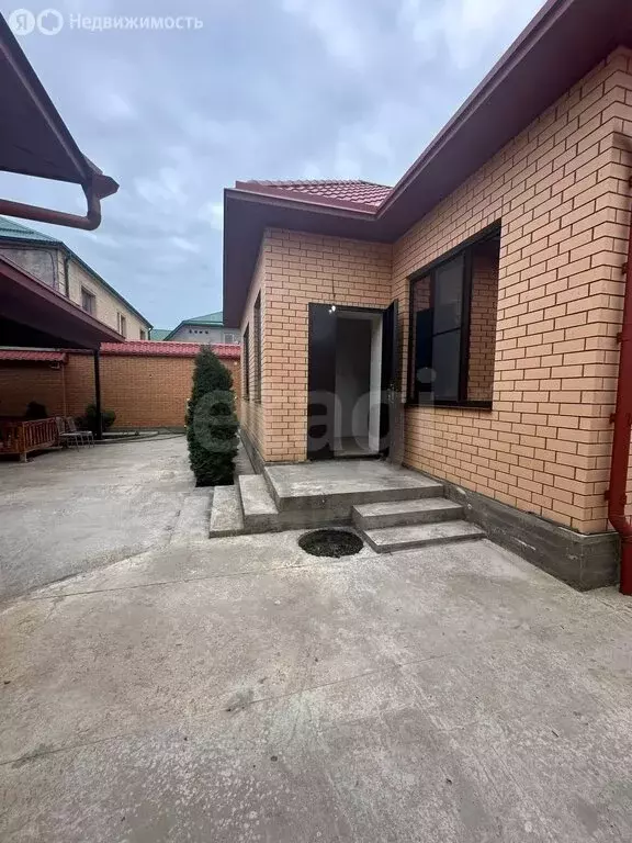 Дом в Махачкала, Часовая улица (175 м) - Фото 2