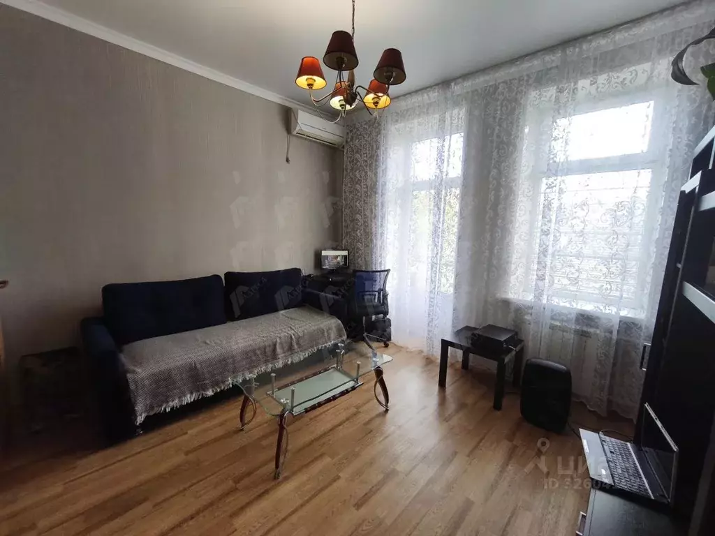 2-к кв. Астраханская область, Астрахань Адмиралтейская ул., 4 (47.6 м) - Фото 2