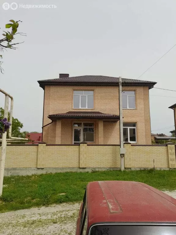 Дом в село Супсех, переулок Кирова (220 м) - Фото 0