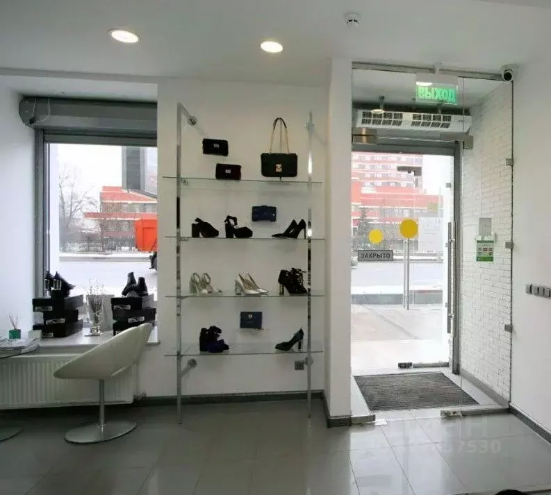 Помещение свободного назначения в Москва ул. Большая Якиманка, 21 (49 ... - Фото 1