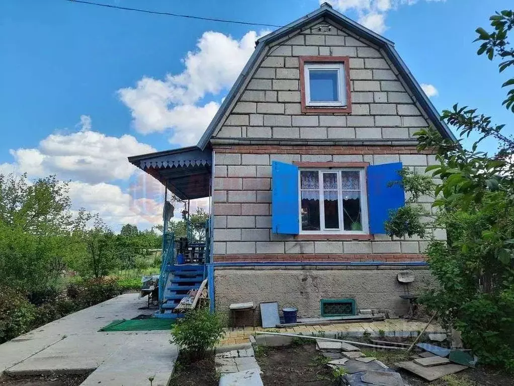 Дом в Астраханская область, Астрахань ул. 2-я Турбазовская (65 м) - Фото 0